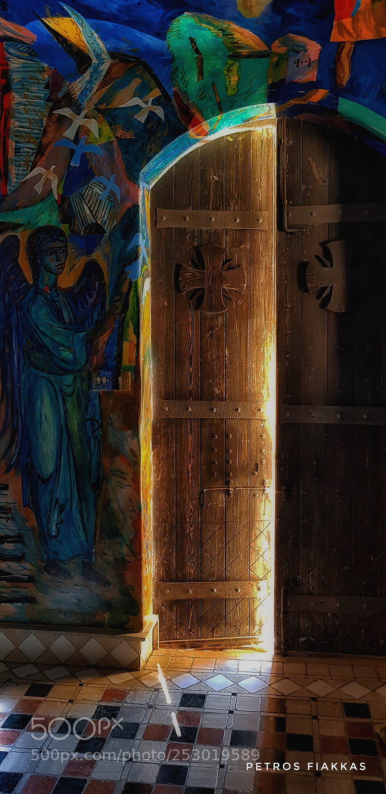 Samsung Galaxy S8 sample photo. The chapel door photography