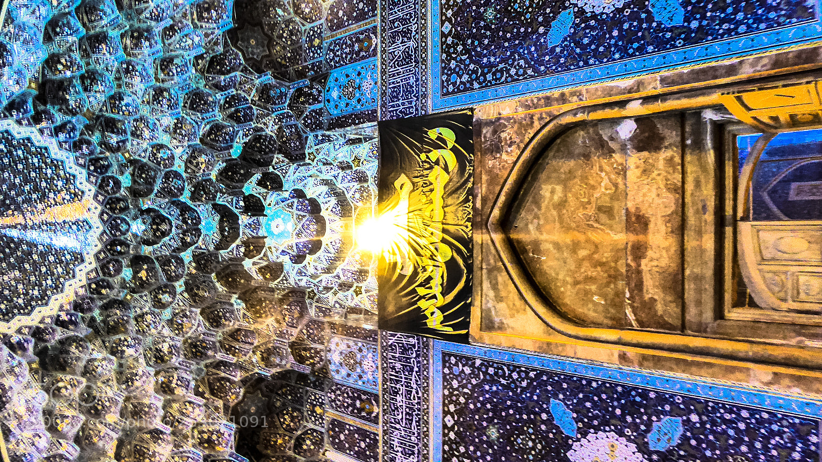 Panasonic Lumix DMC-ZS50 (Lumix DMC-TZ70) sample photo. Esfahan photography