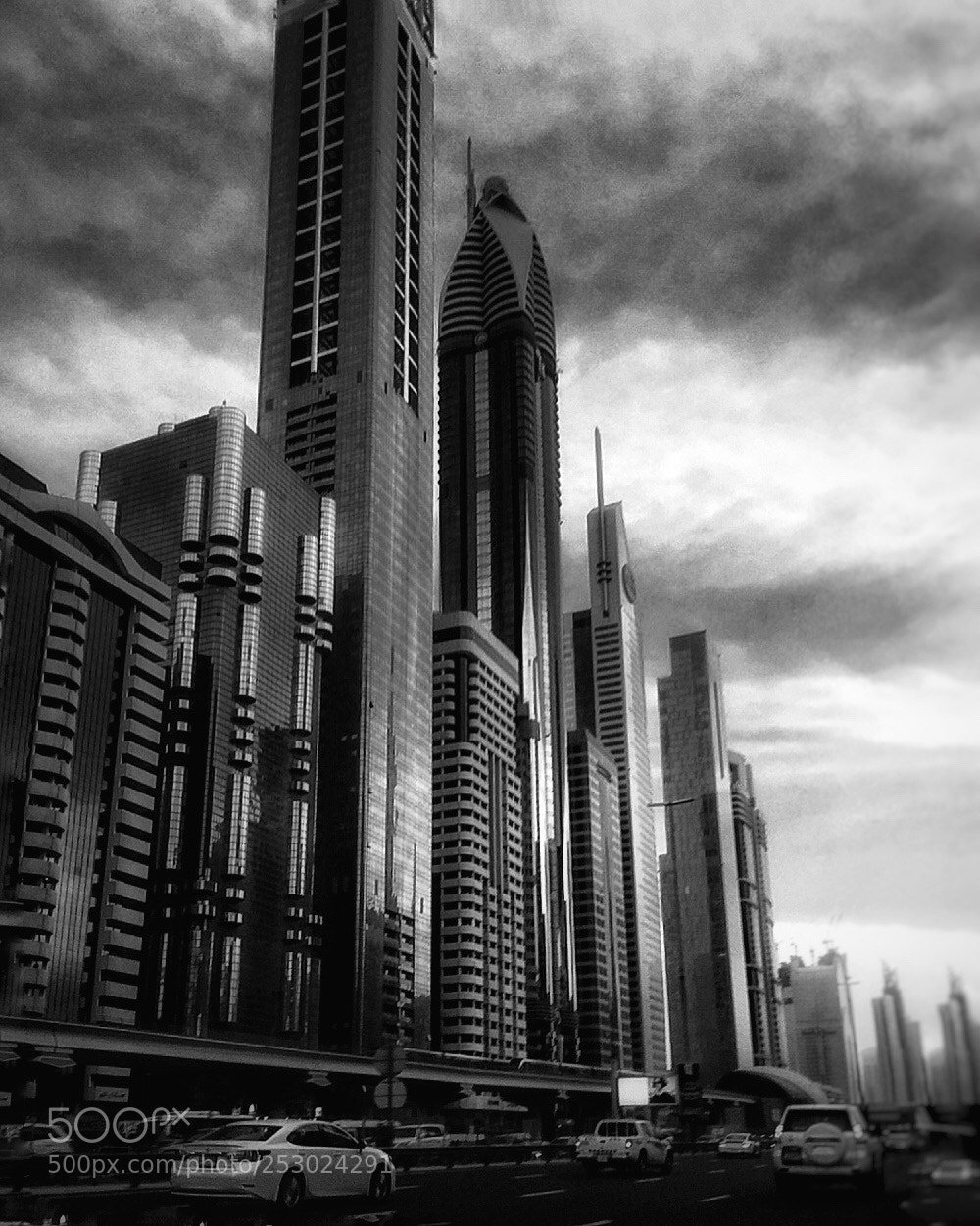 Apple iPhone 6 sample photo. Noir dubai! photography