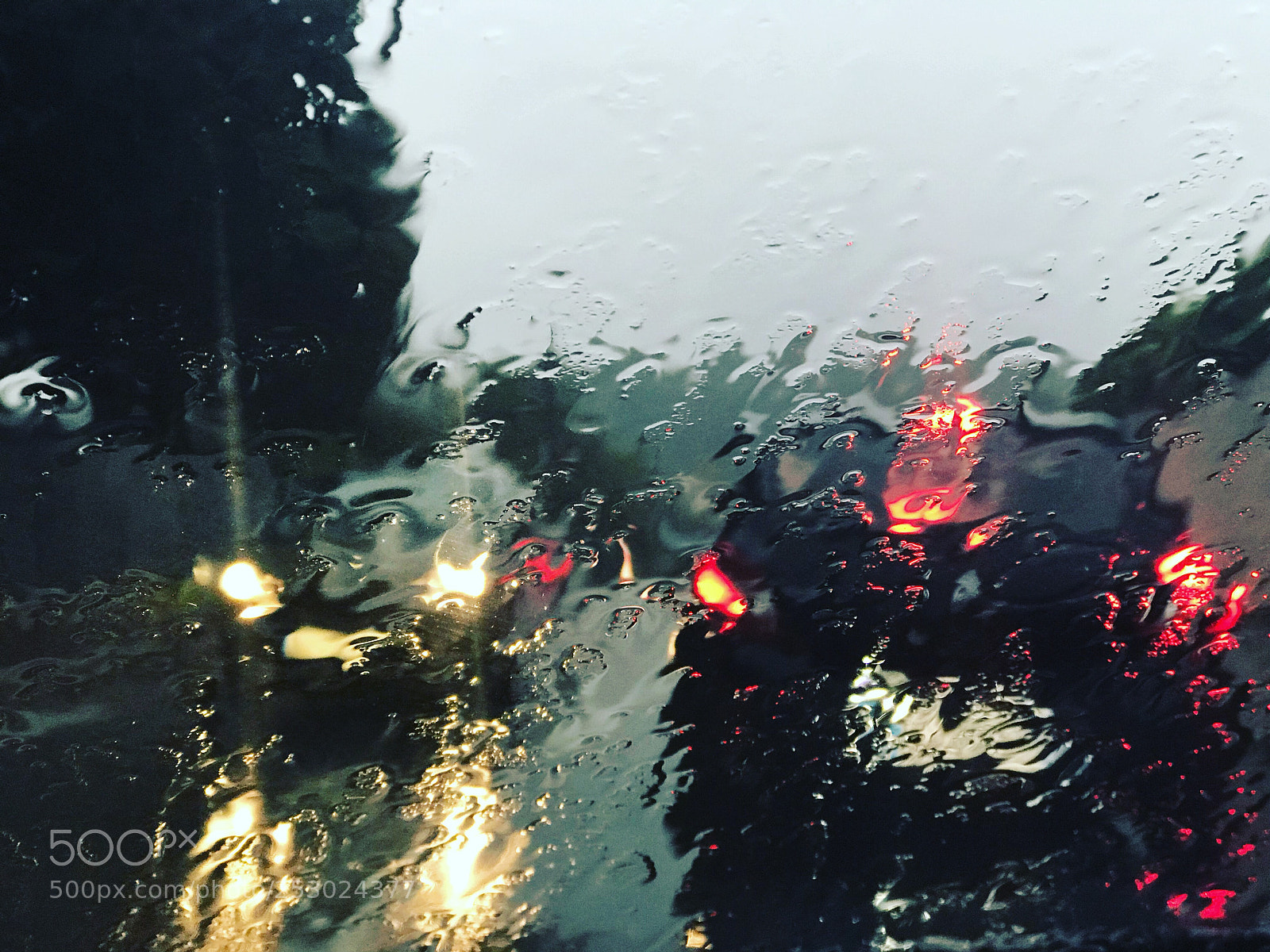 Apple iPhone 7 Plus sample photo. Jour de pluie  photography