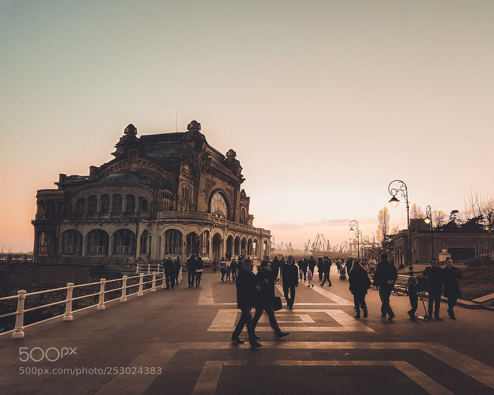 Samsung Galaxy S7 sample photo. Constanta casino photography