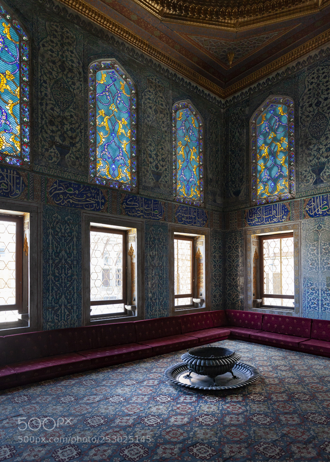 Canon EOS 5D Mark II sample photo. Windows in the topkapi photography