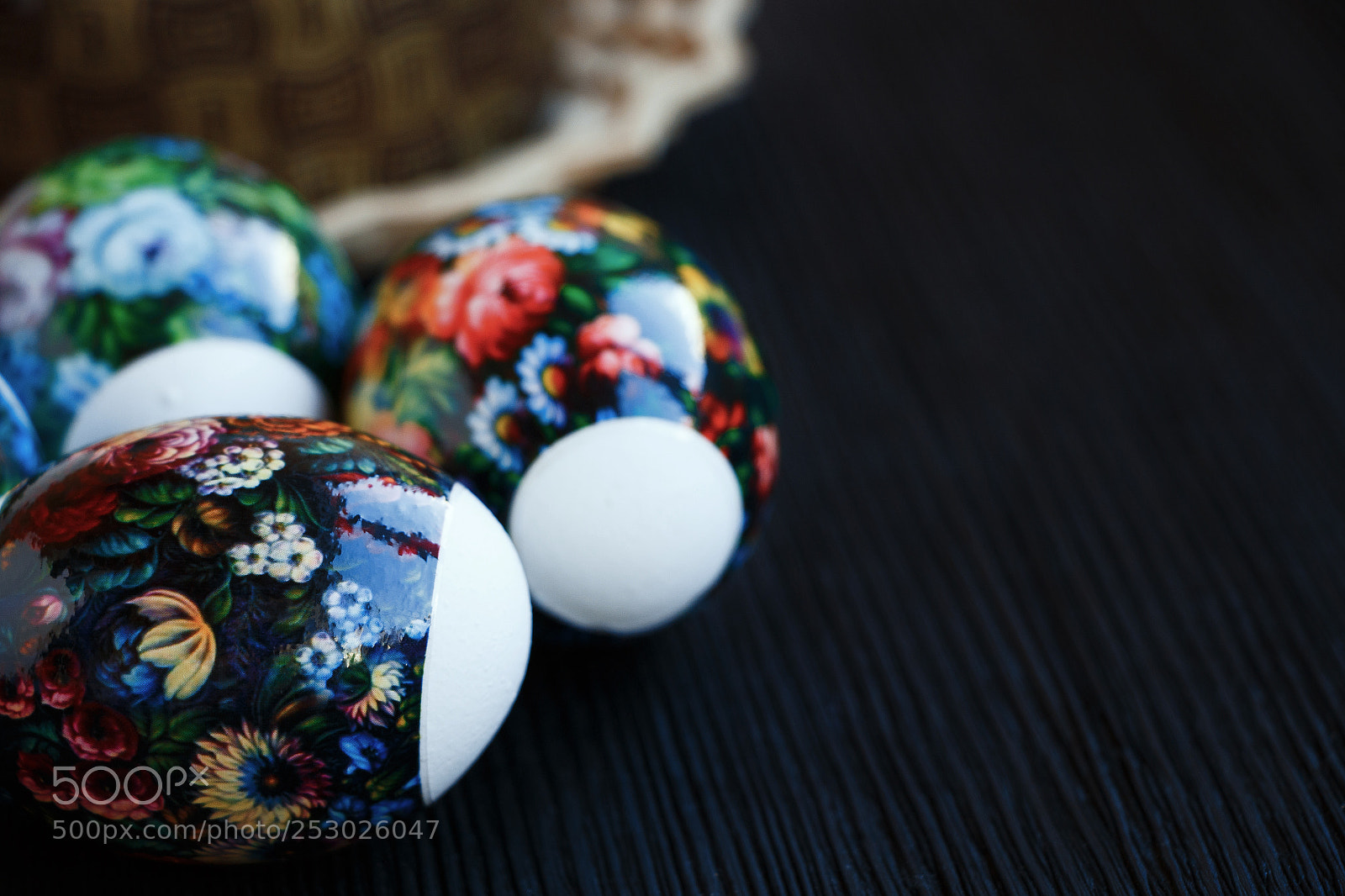 Canon EOS 70D sample photo. Easter eggs dark photography