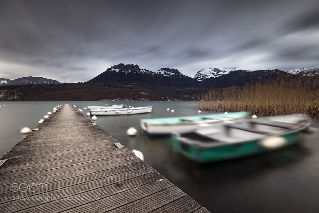 Canon EOS 5D Mark IV sample photo. Lac d'annecy photography