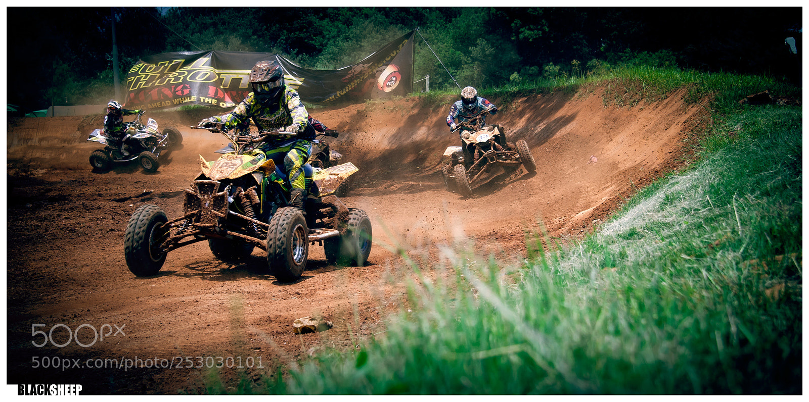 Canon EOS 30D sample photo. Queen of dirt photography