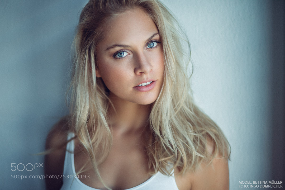 Canon EOS 5D Mark IV sample photo. Bettina photography