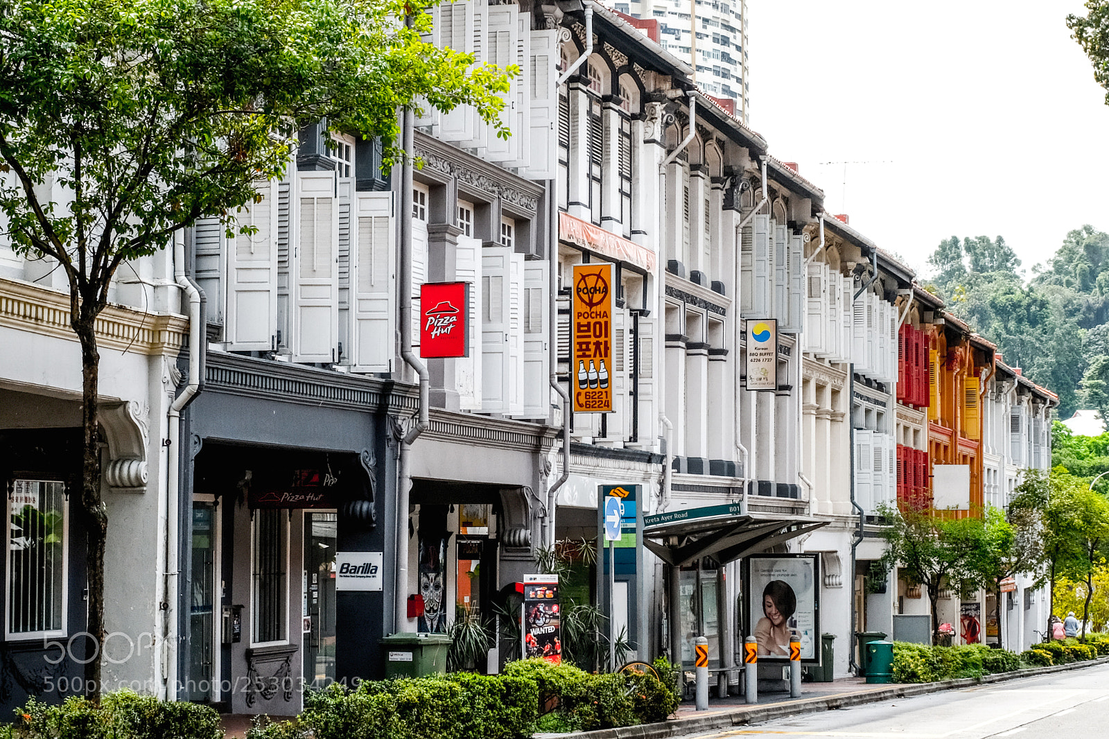 Fujifilm X100F sample photo. Conservation shop houses photography
