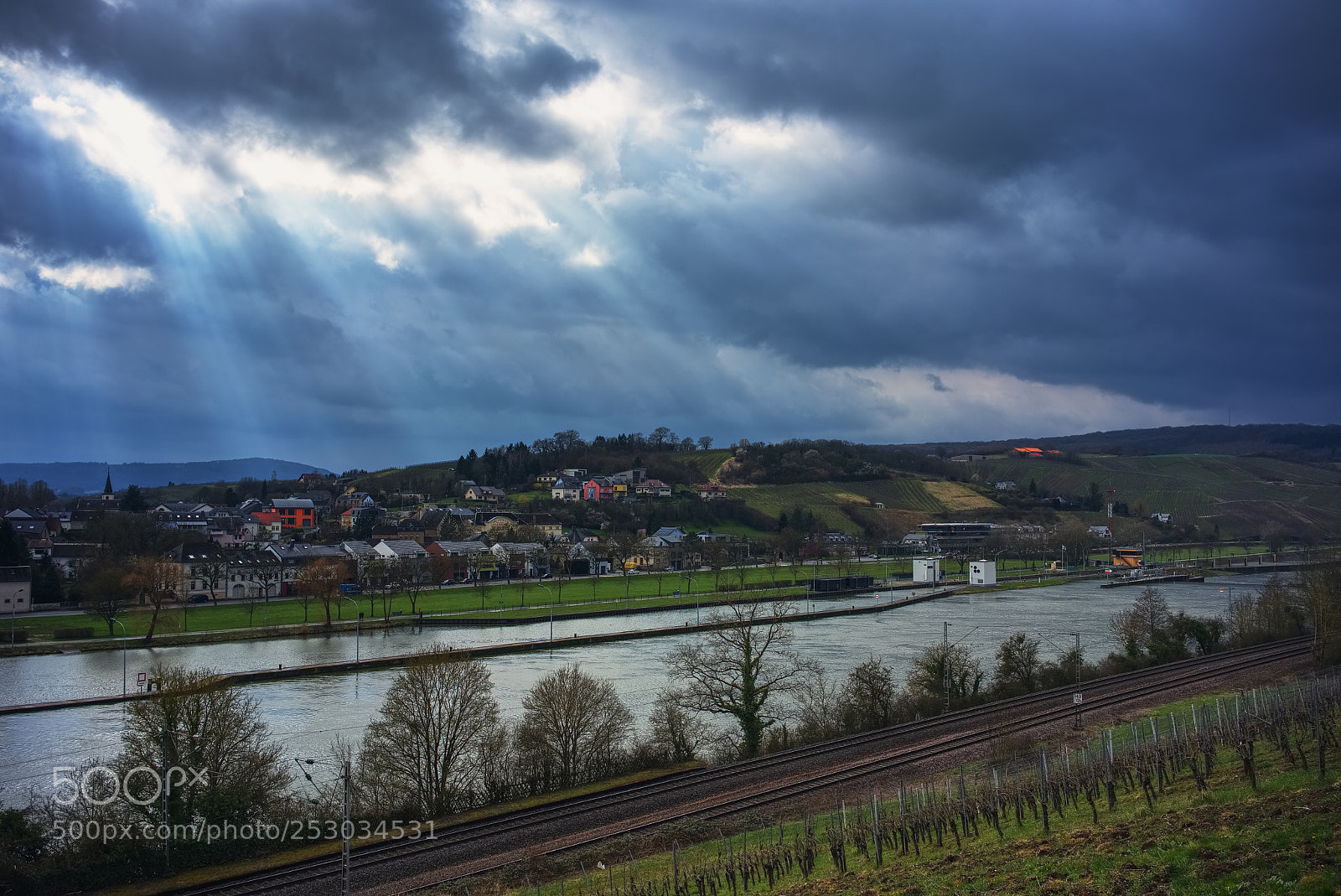Sony a7 II sample photo. Before the rain photography
