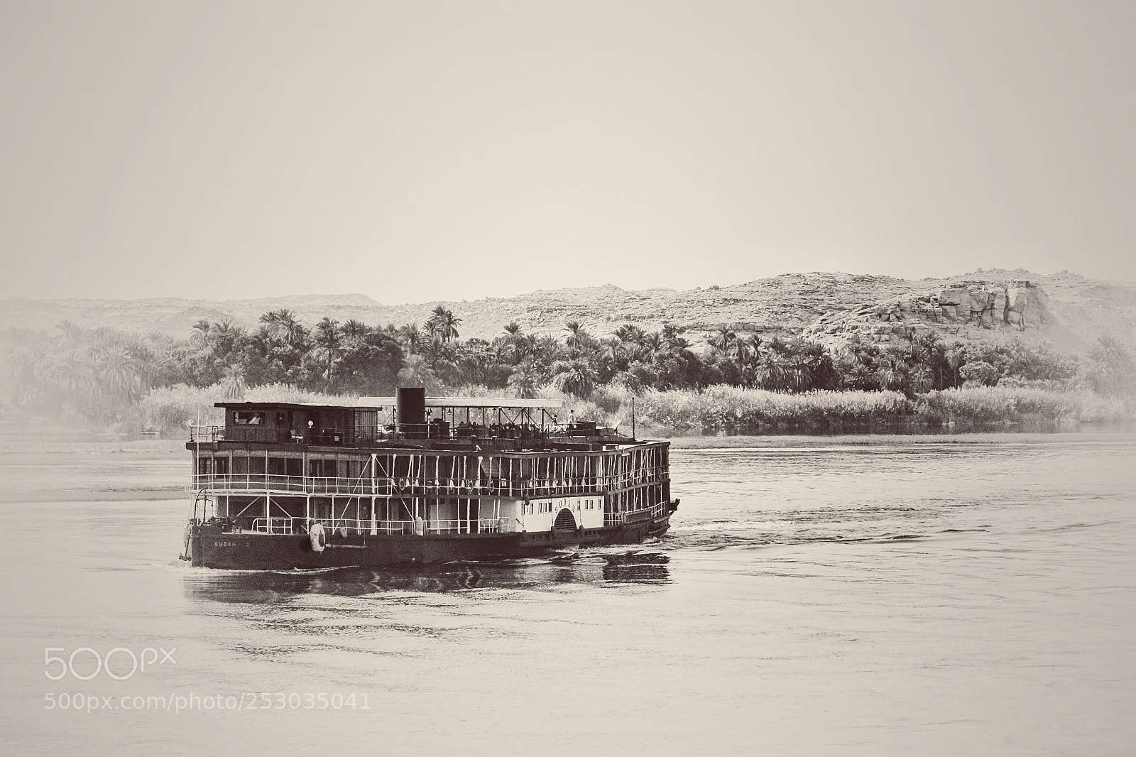 Sony SLT-A77 sample photo. Death on the nile photography