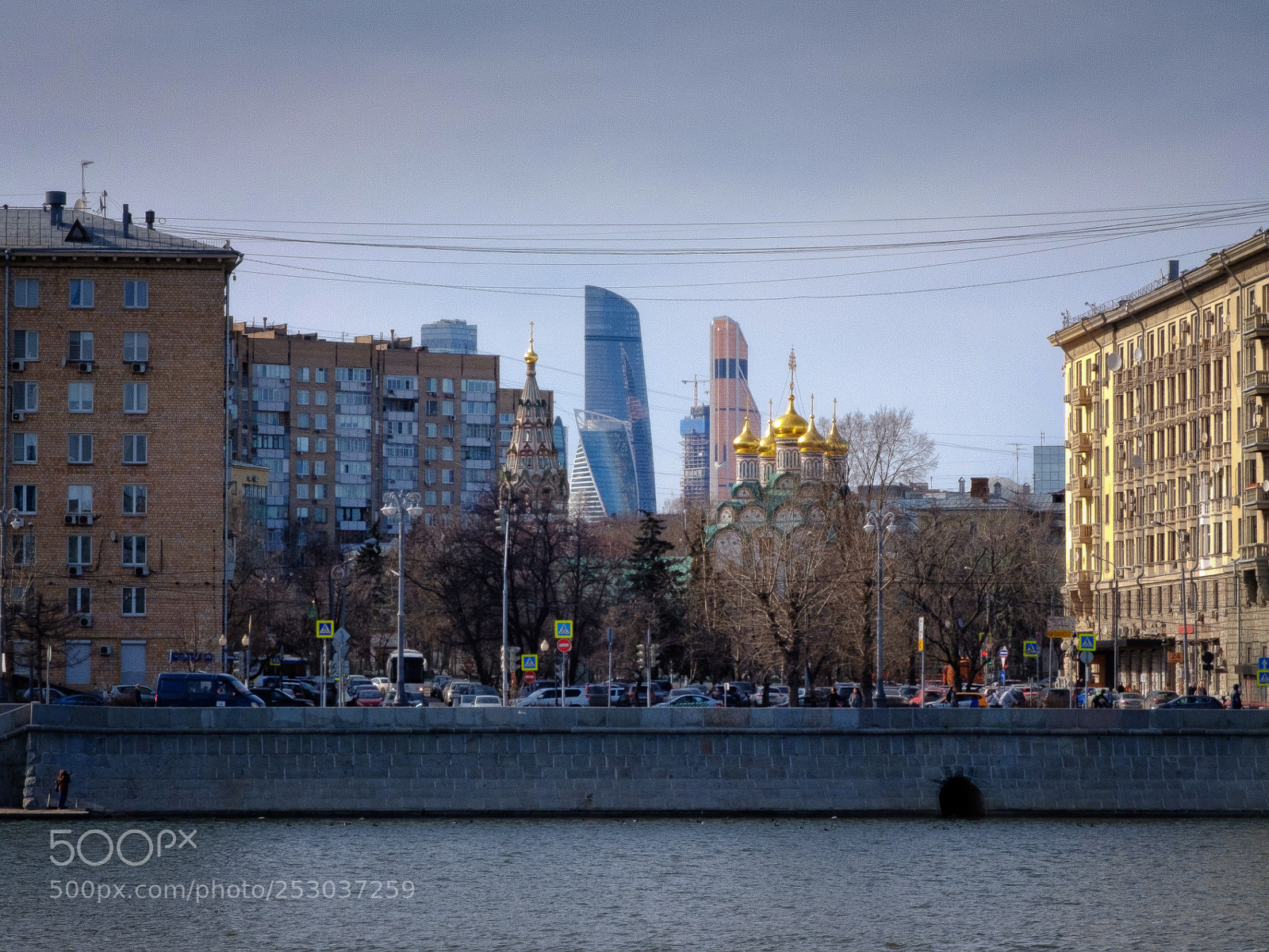 Fujifilm X30 sample photo. The moscow contrasts photography