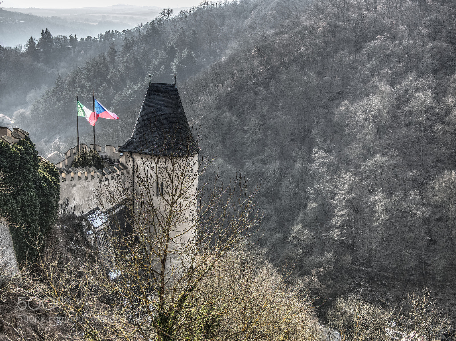 Panasonic Lumix DMC-G85 (Lumix DMC-G80) sample photo. Medieval tower photography