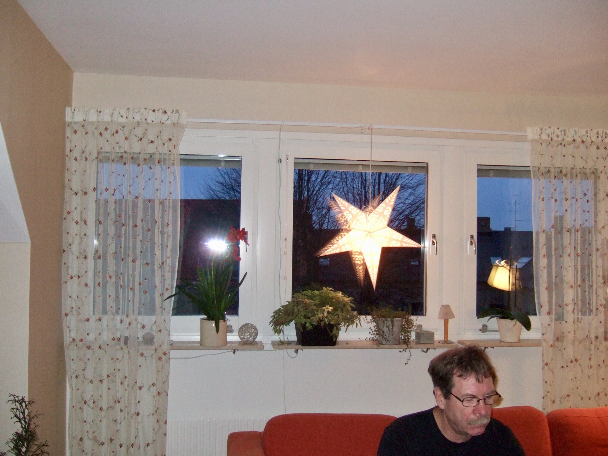 Fujifilm FinePix F11 sample photo. It’s me i my apartment in lund, sweden photography