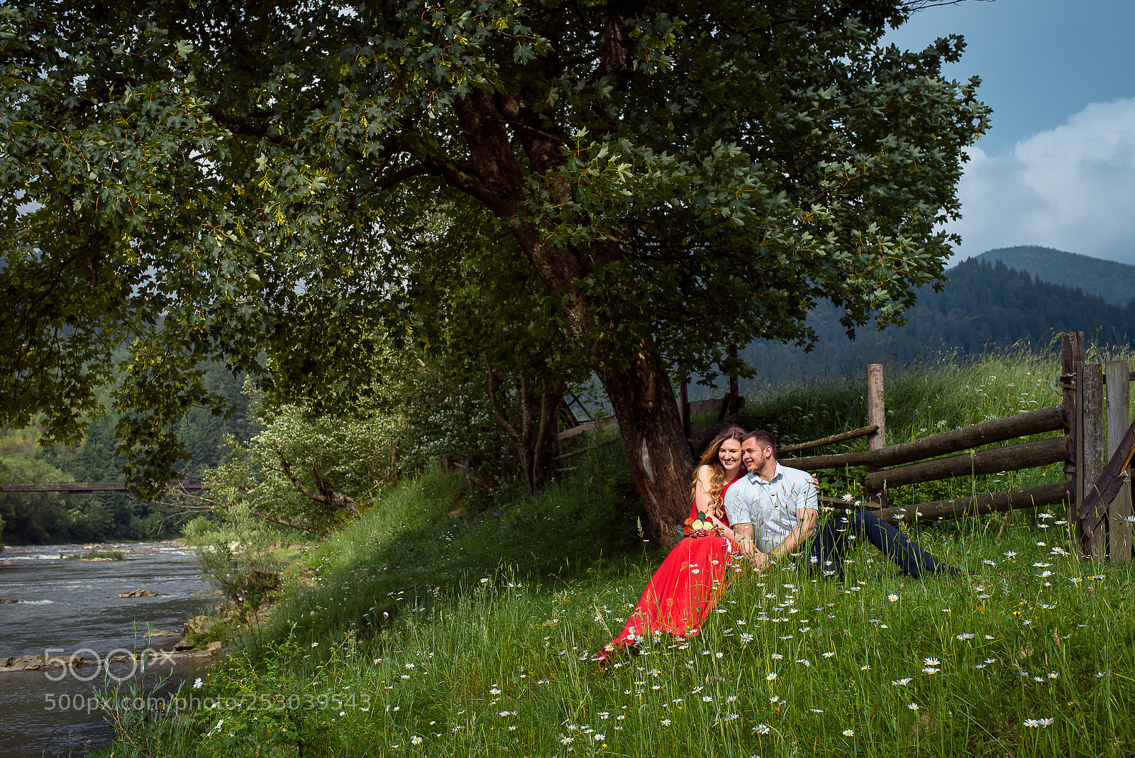 Nikon D800 sample photo. The charming smiling couple photography