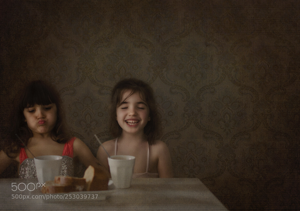 Nikon D7000 sample photo. Friendship joy photography