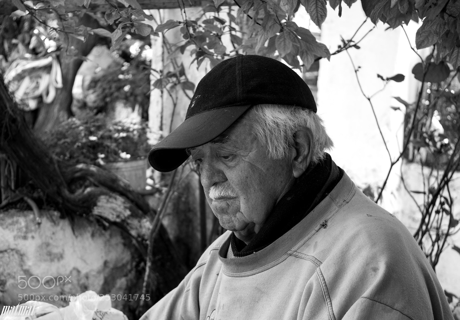 Pentax K-S2 sample photo. Sadness photography