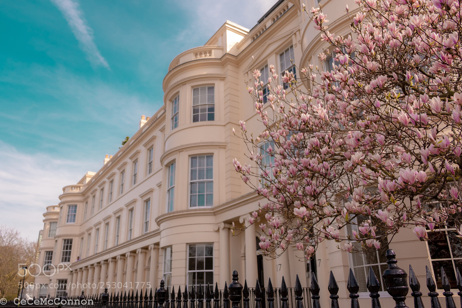 Fujifilm X-T2 sample photo. London in pink shade! photography