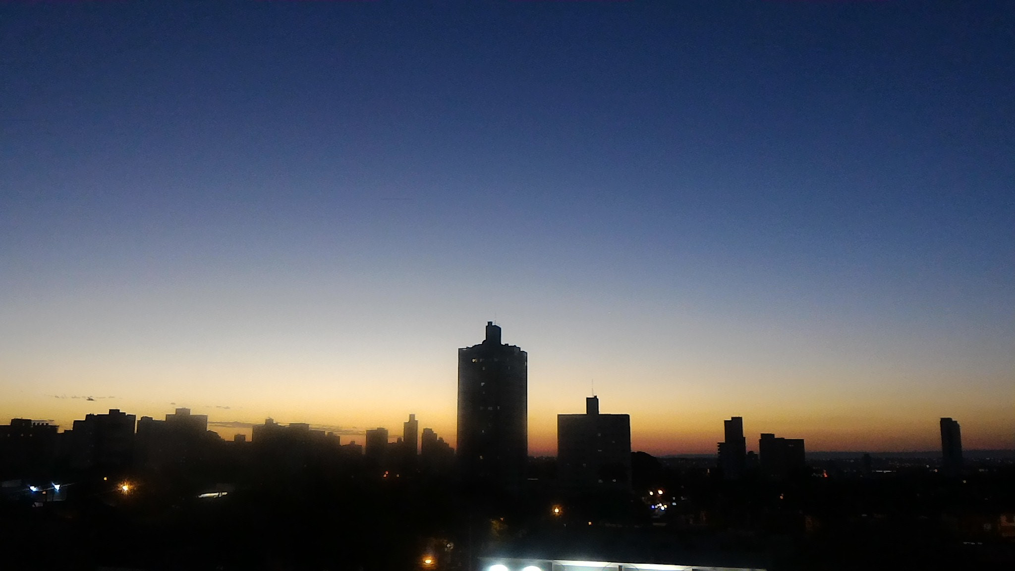ASUS ZenFone 2 (ZE551ML) sample photo