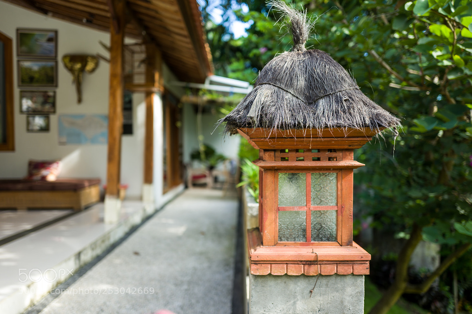 Leica Q (Typ 116) sample photo. Lantern in a balinese photography