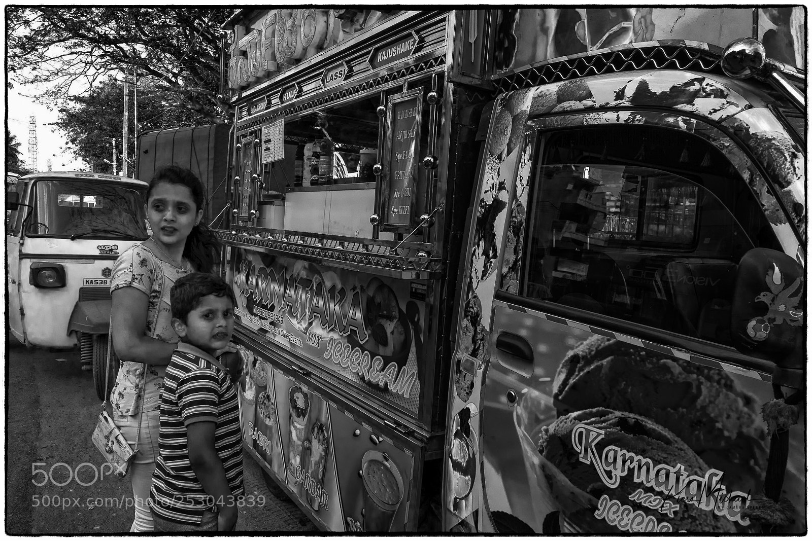 Sony a7 II sample photo. My world the people photography