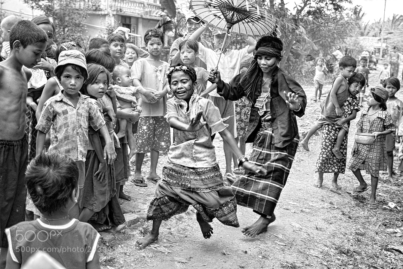 Nikon D200 sample photo. Village entertainment / myanmar (burma) photography