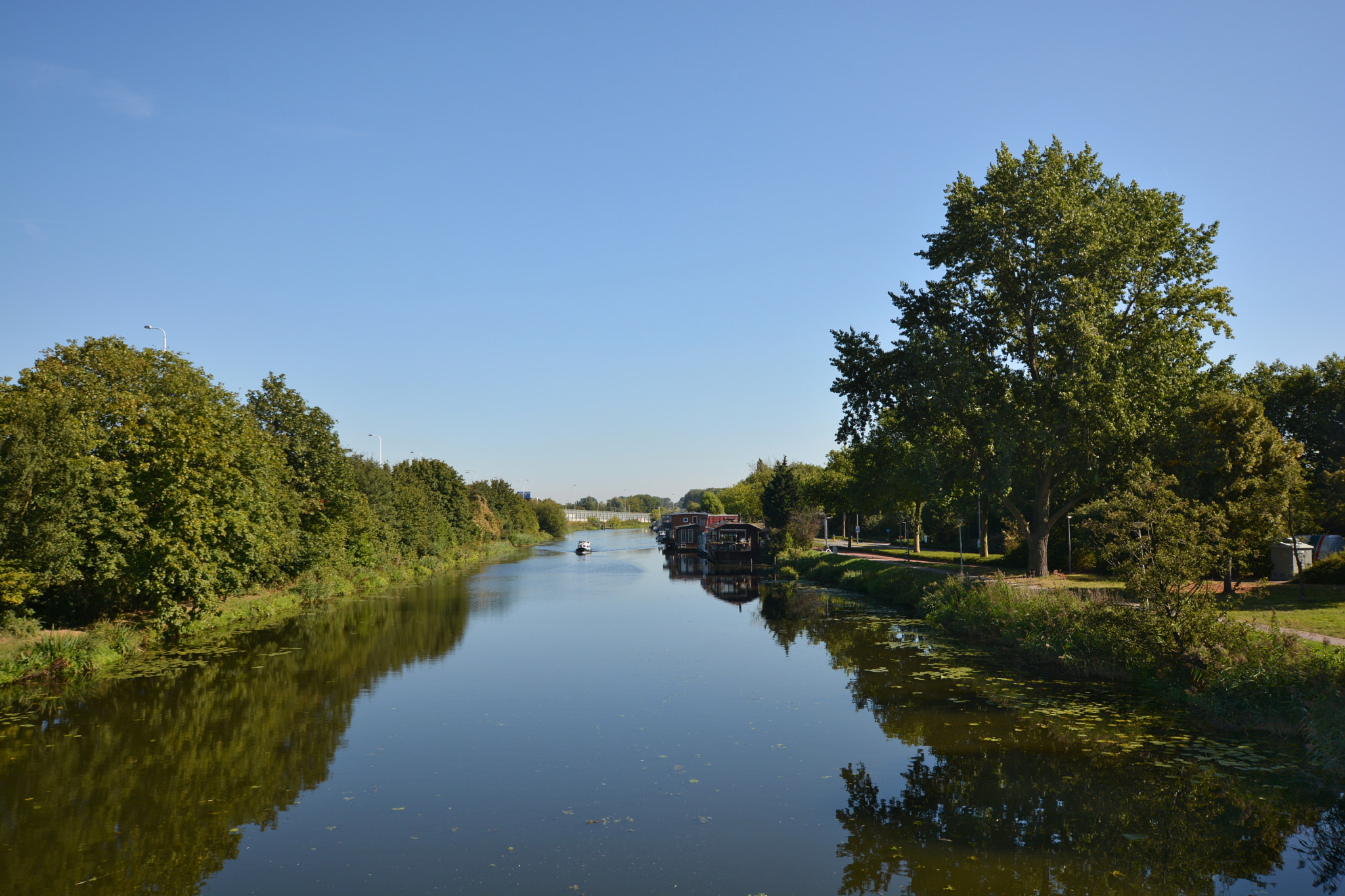 Nikon D7100 + Sigma 10-20mm F3.5 EX DC HSM sample photo. Rotterdam noord photography