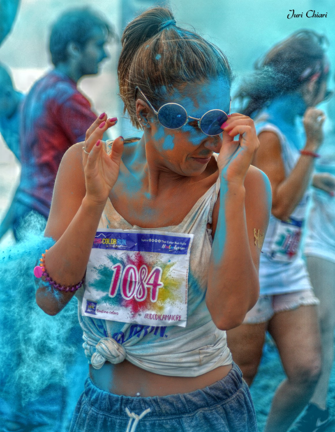 Nikon D700 + AF Zoom-Nikkor 28-105mm f/3.5-4.5D IF sample photo. Color run photography