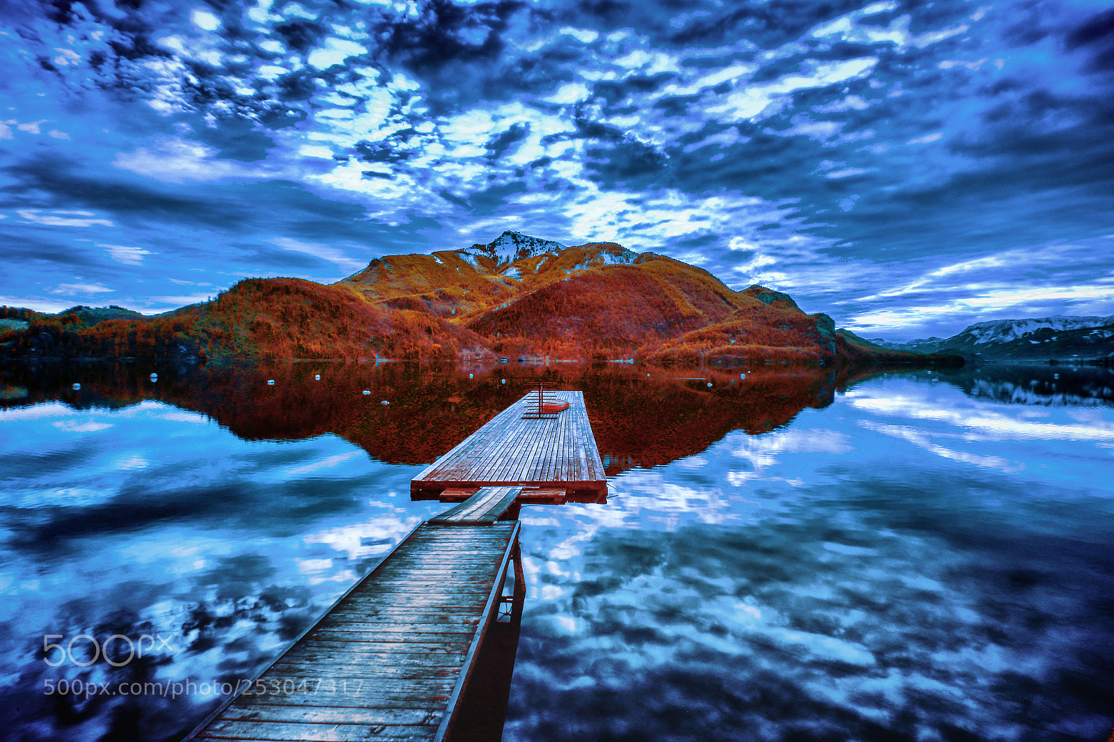 Canon EOS 60D sample photo. Lake in infra red photography
