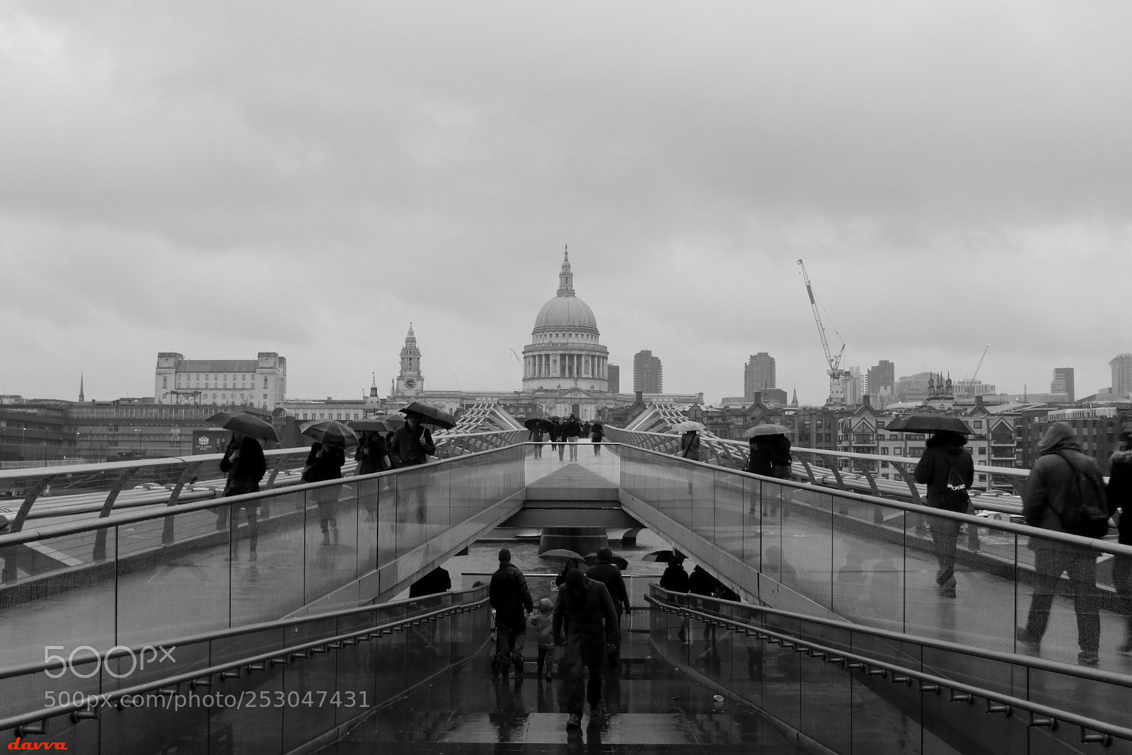 Canon EOS 80D sample photo. Millennium bridge photography