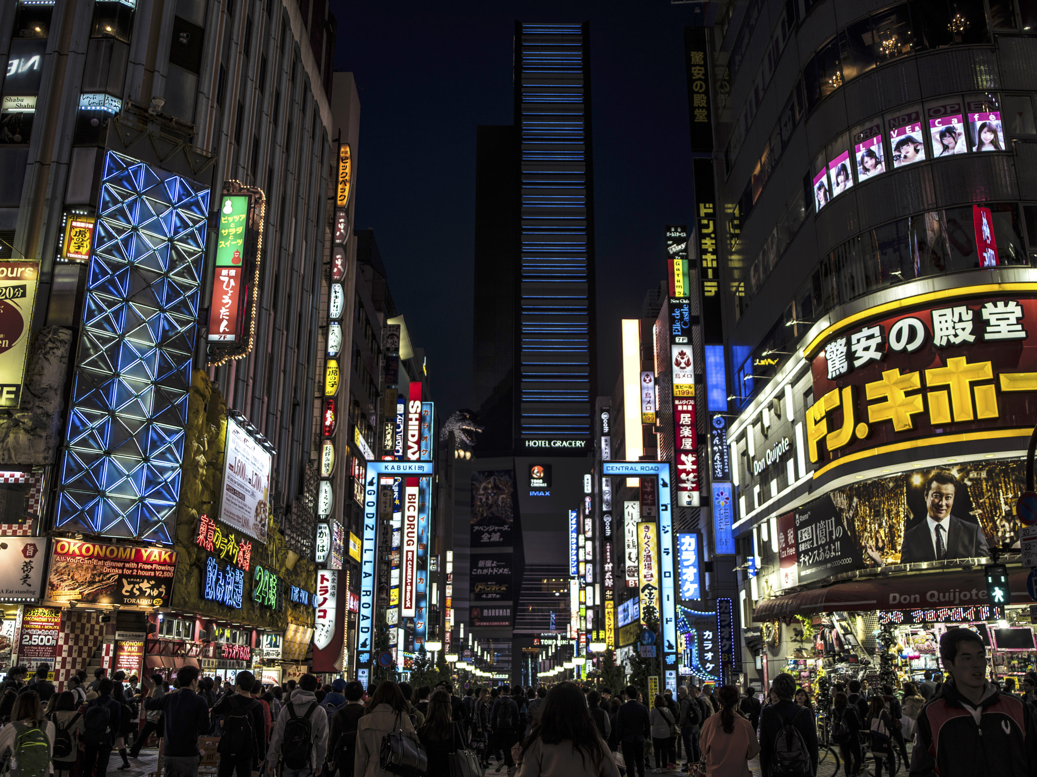 Pentax 645Z sample photo. Shinjuku, tokyo 2 photography