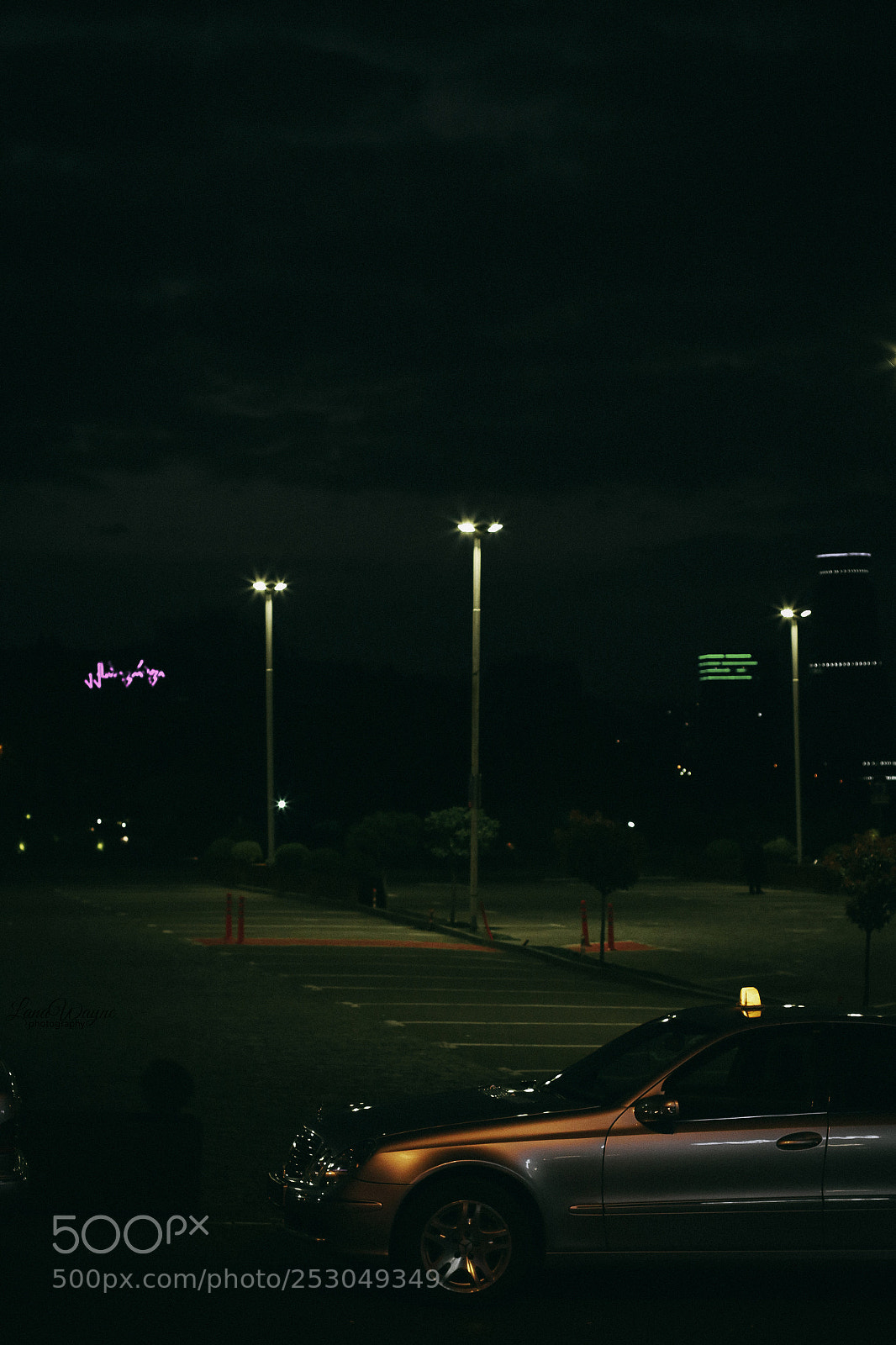 Canon EOS 7D Mark II sample photo. Street photography