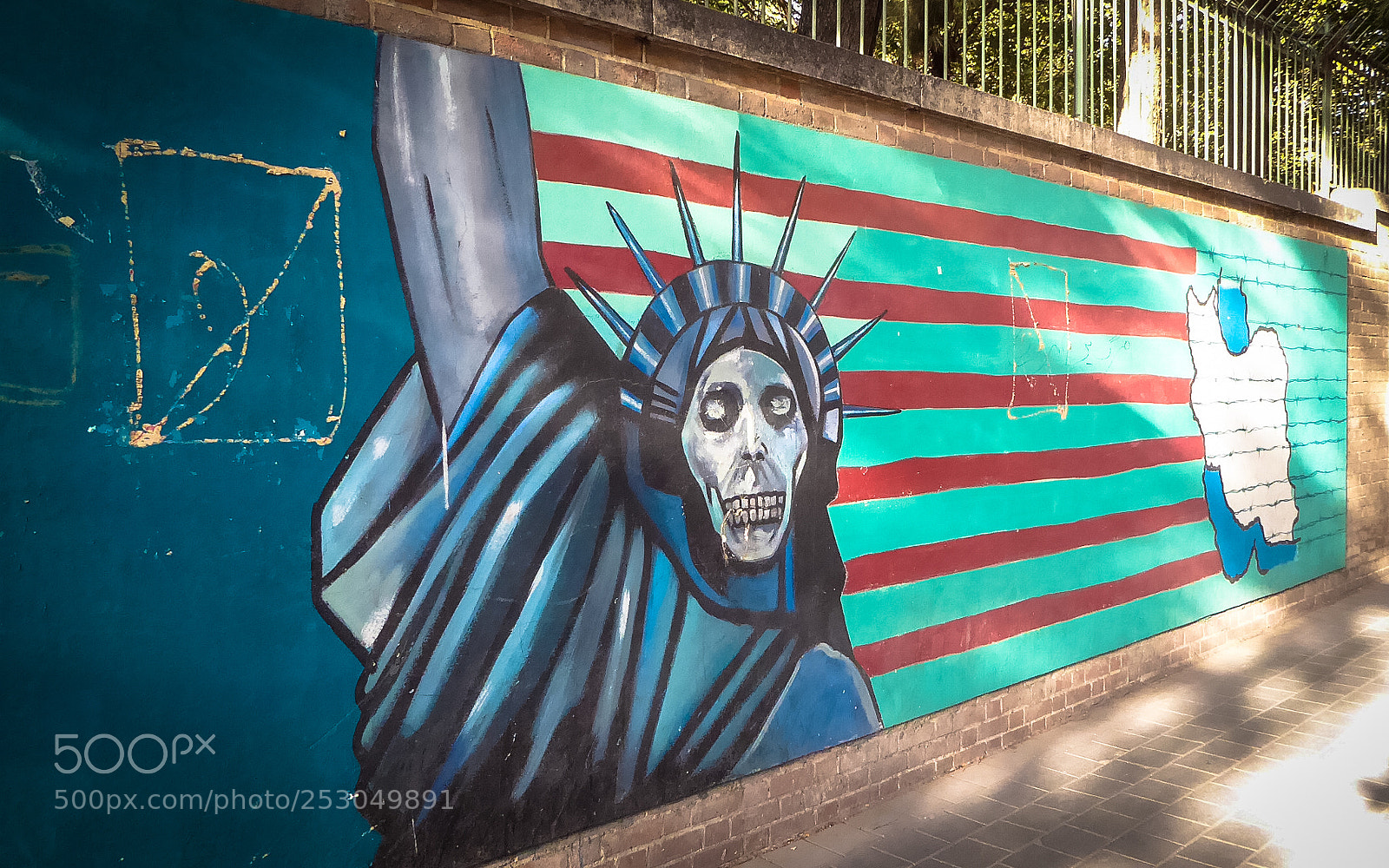 Panasonic Lumix DMC-ZS50 (Lumix DMC-TZ70) sample photo. Tehran photography