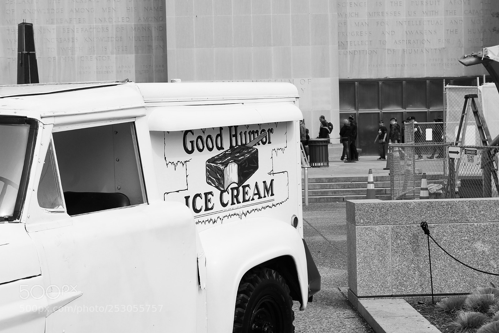 Canon EOS 1100D (EOS Rebel T3 / EOS Kiss X50) sample photo. Good humor photography