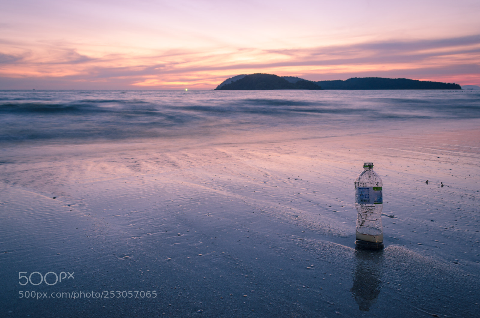 Nikon D5100 sample photo. Cast away photography