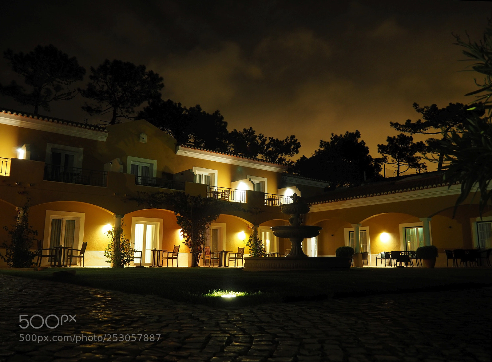 Olympus OM-D E-M5 II sample photo. Senhora da guia photography