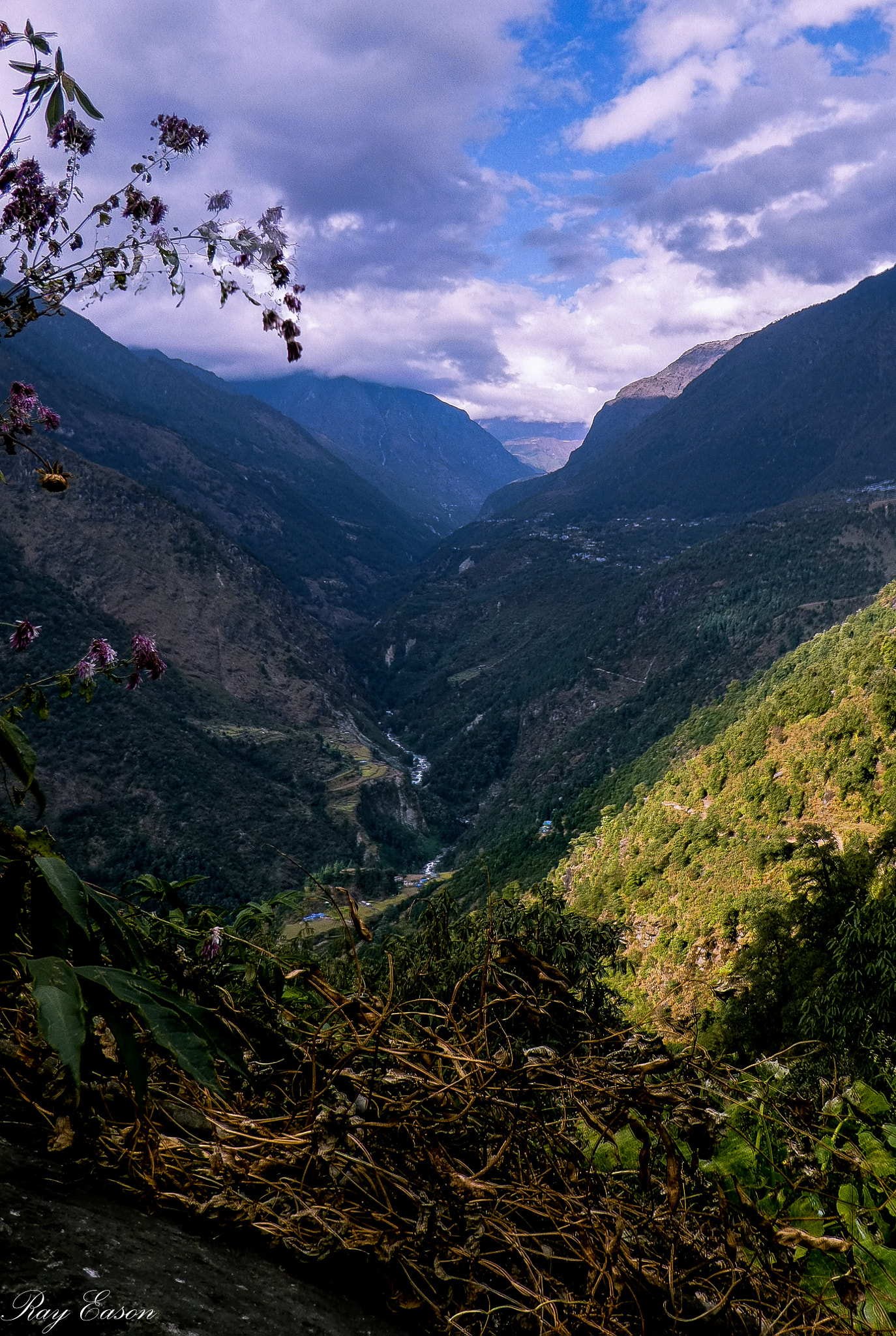 Panasonic Lumix DMC-ZS60 (Lumix DMC-TZ80) sample photo. Himalayas photography