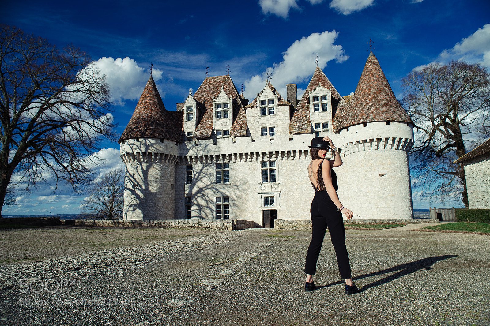 Nikon D4 sample photo. Elodie : monbazillac castle portrait photography