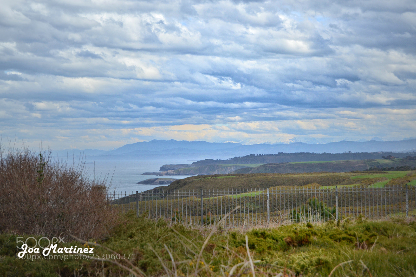 Nikon D3100 sample photo. Mar y montañas photography