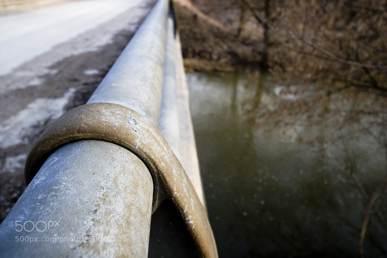 Canon EOS 30D sample photo. Guard rail photography