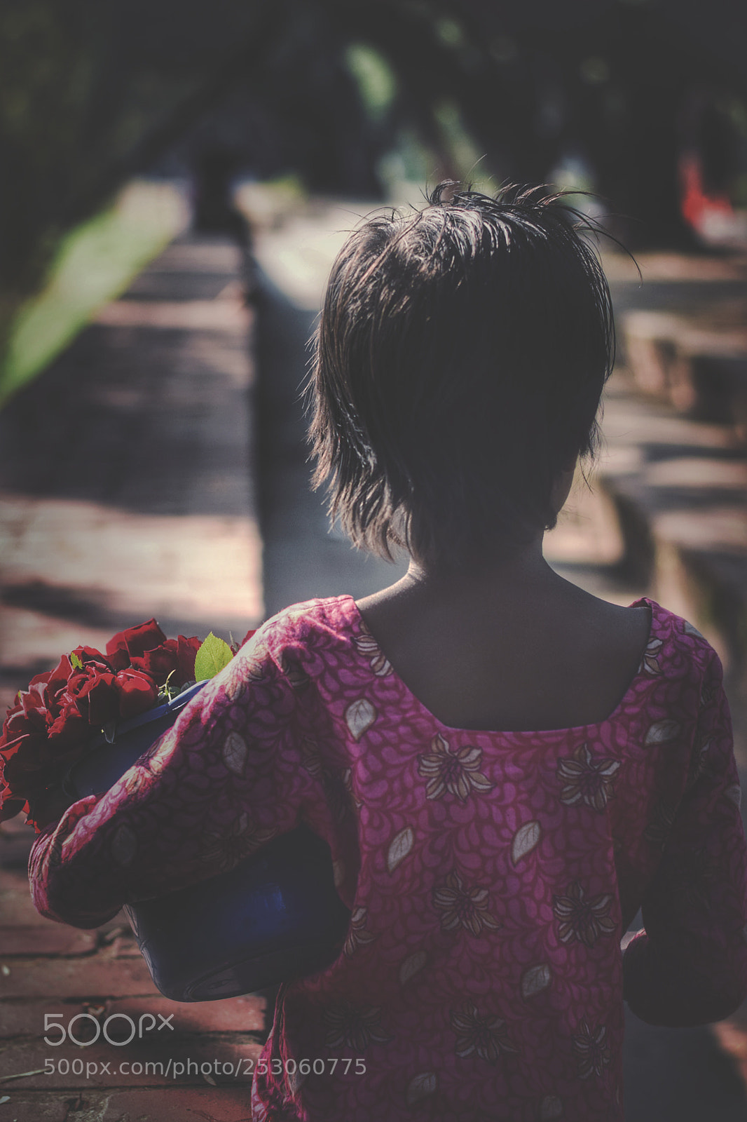 Nikon D5300 sample photo. Flowers seller girl photography