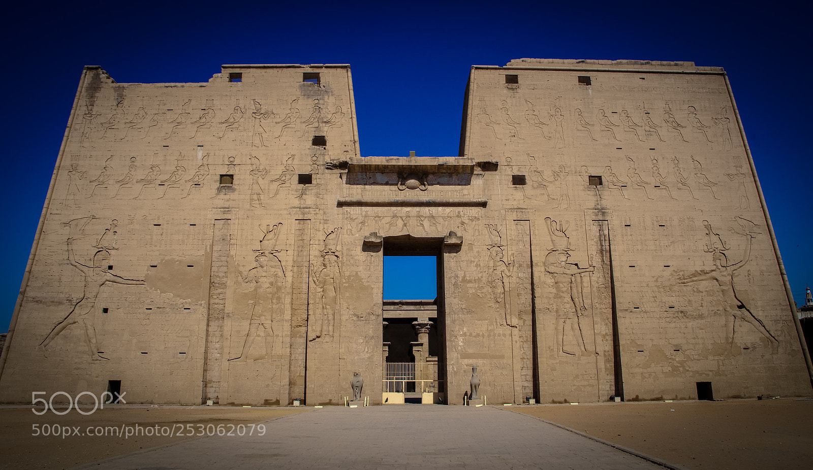 Pentax K-5 sample photo. Edfu temple photography