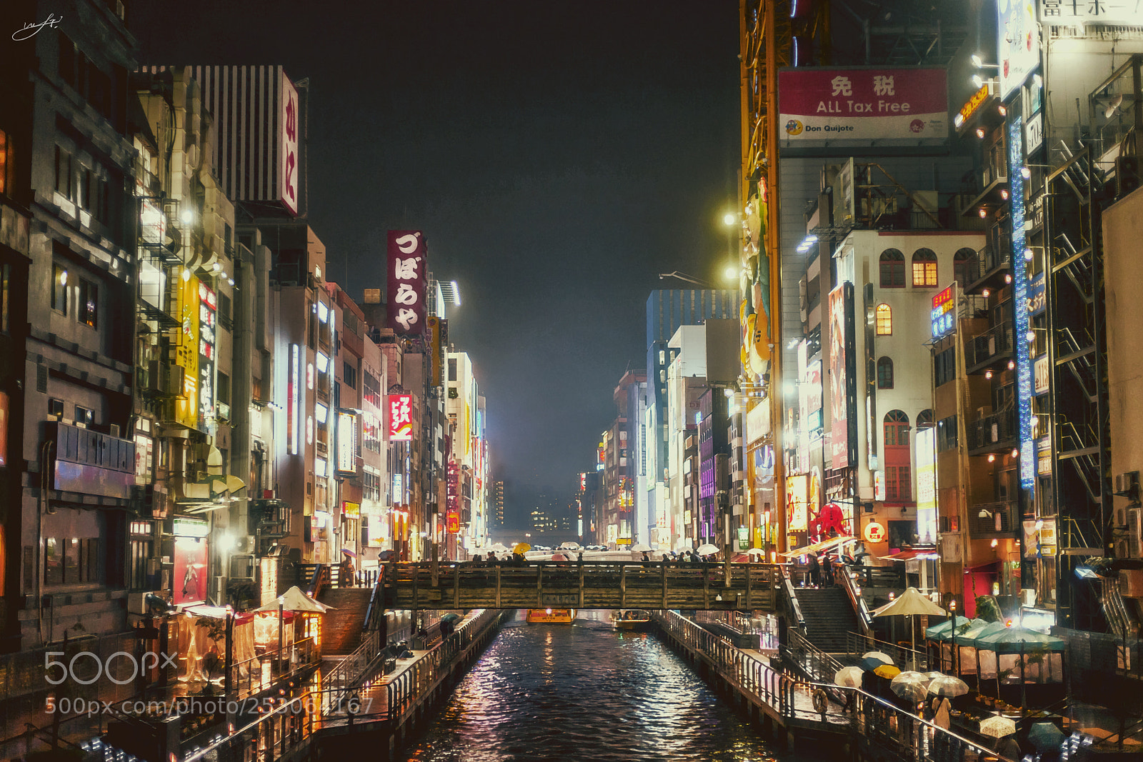Canon EOS 5D Mark II sample photo. Dotonbori photography