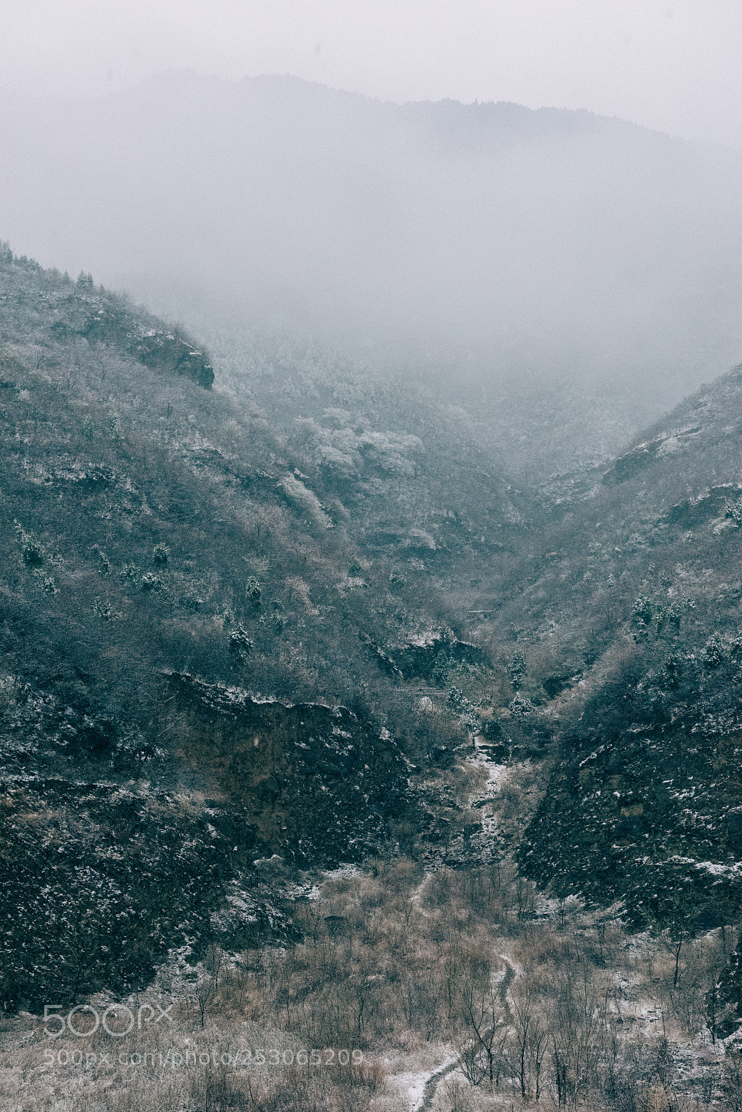 Nikon D810 sample photo. Snow-covered mountain in beijing photography