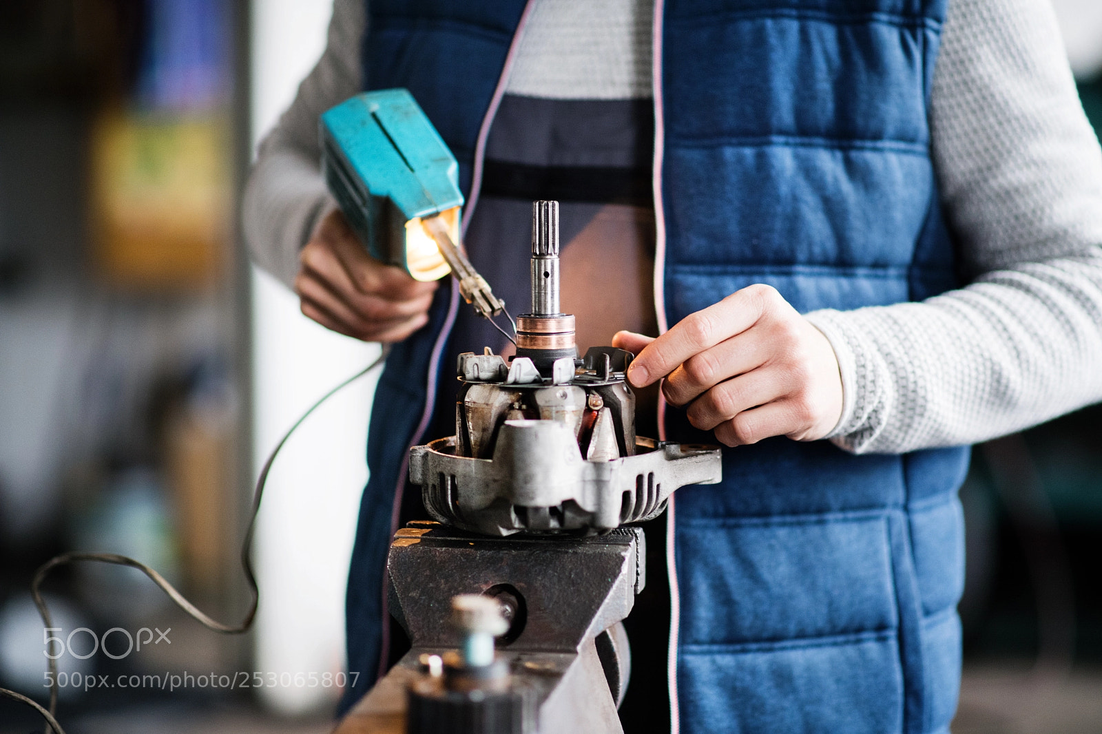 Nikon D5 sample photo. Man mechanic repairing a photography