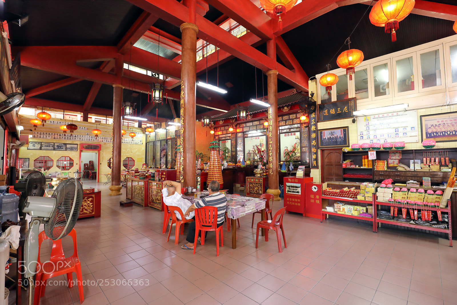 Canon EOS 5D Mark IV sample photo. Hall of three teachings photography