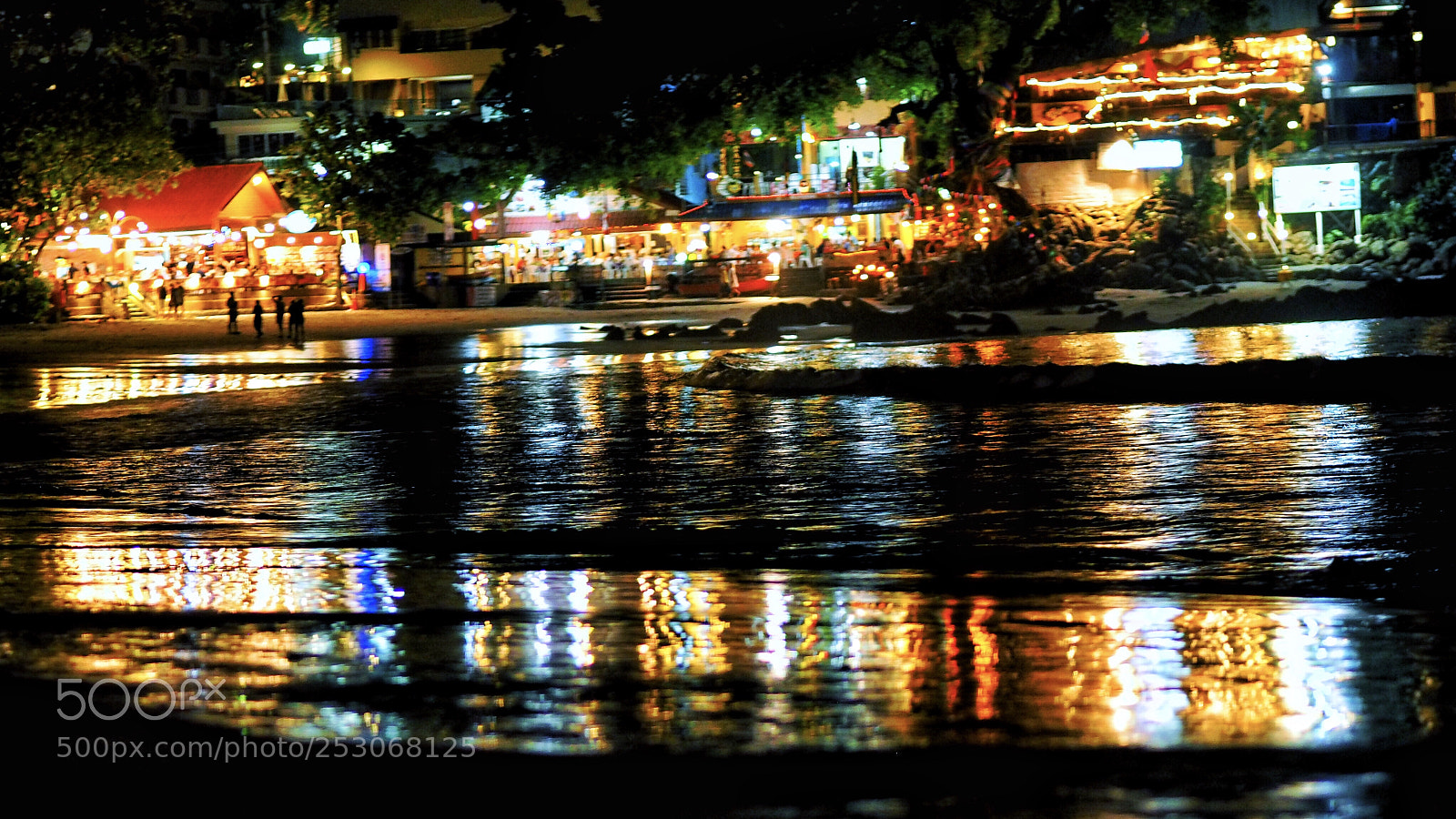 Olympus OM-D E-M10 sample photo. Magic nightlight photography