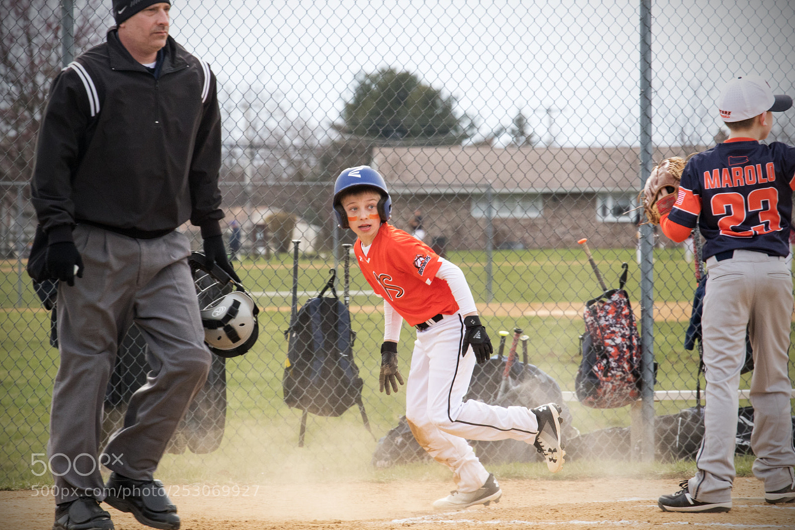 Canon EOS 7D Mark II sample photo. Stealing home photography