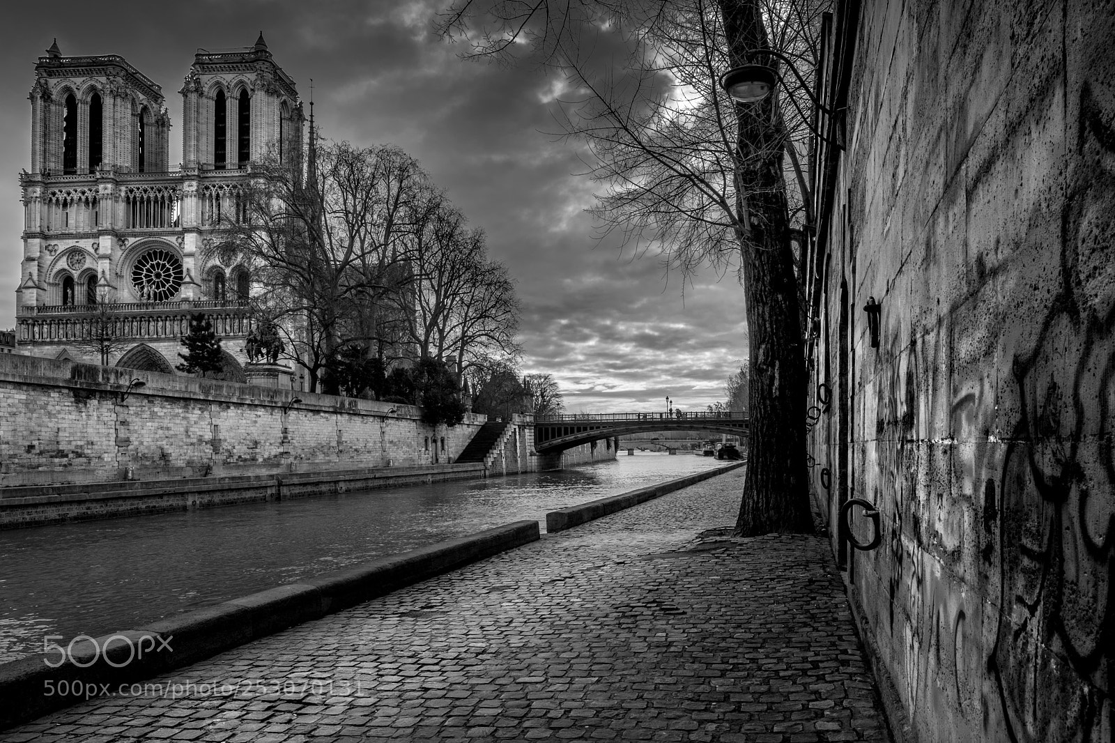 Fujifilm X-T2 sample photo. Notre-dame de paris photography