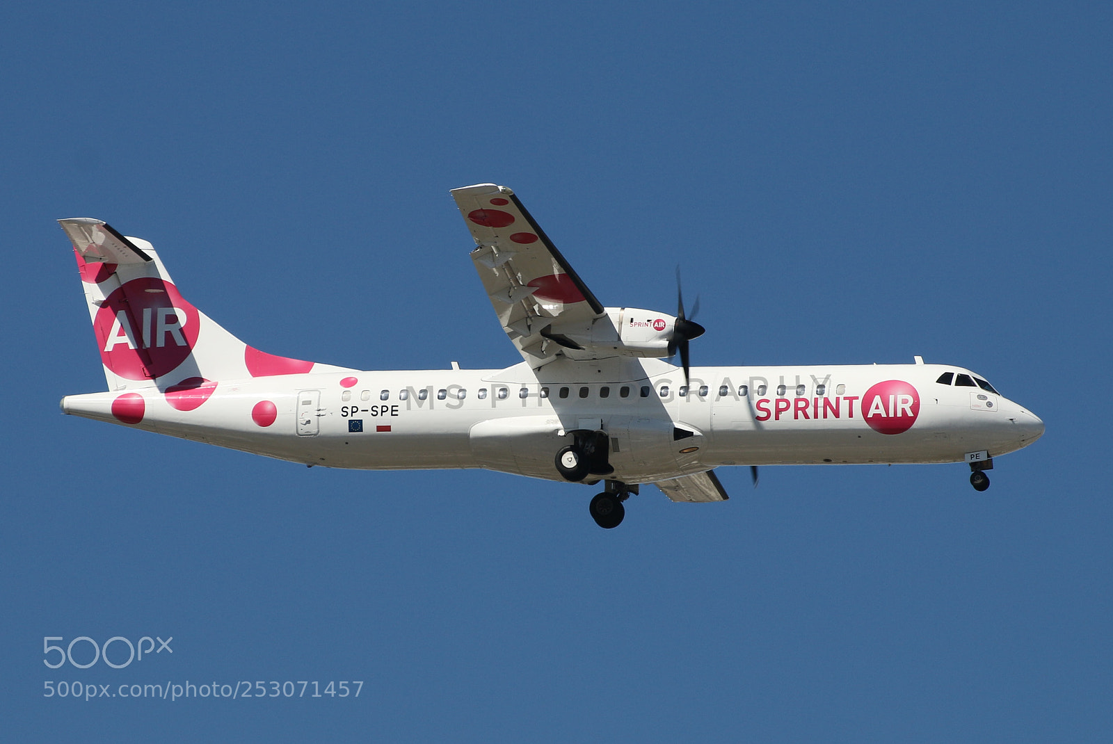 Canon EOS 70D sample photo. Sprintair bubble flyer photography