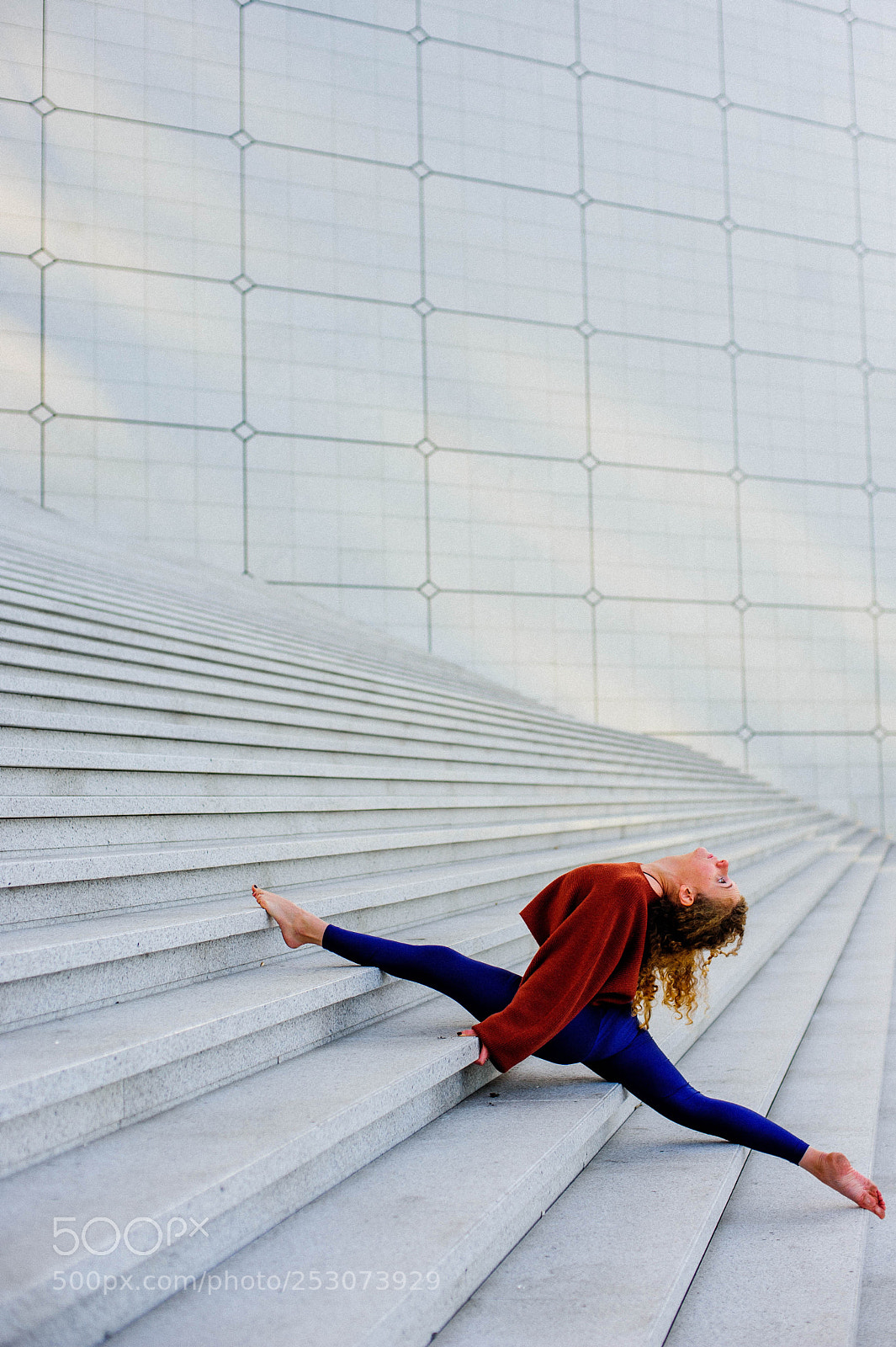 Nikon D700 sample photo. Outdoor yoga in paris photography