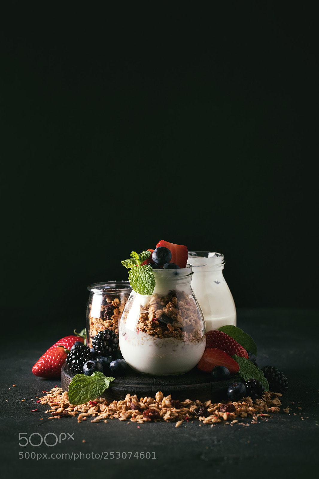 Canon EOS 6D Mark II sample photo. Homemade granola breakfast photography
